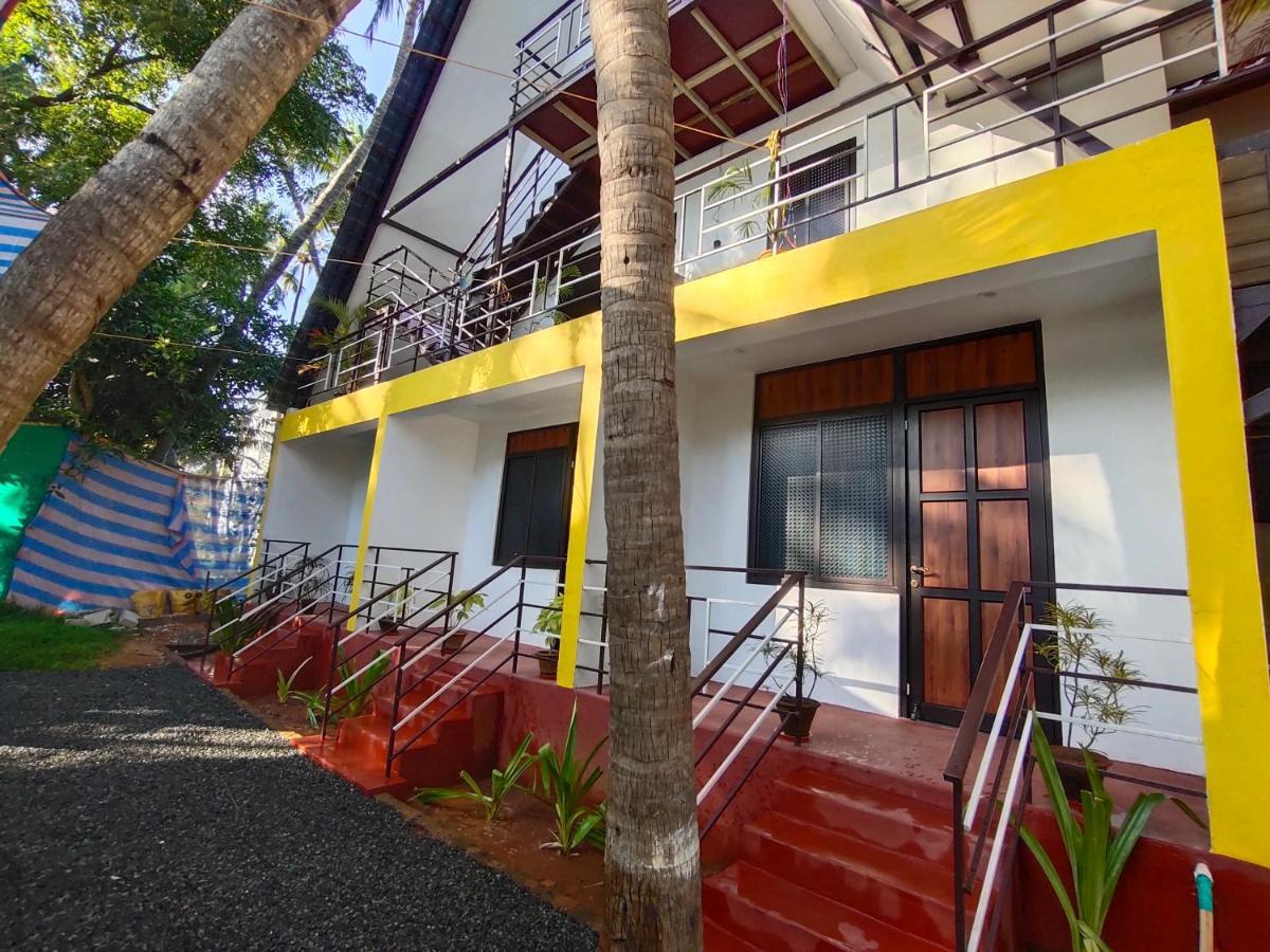 Pv Cottages - Serenity Beach Пудучеррі Екстер'єр фото
