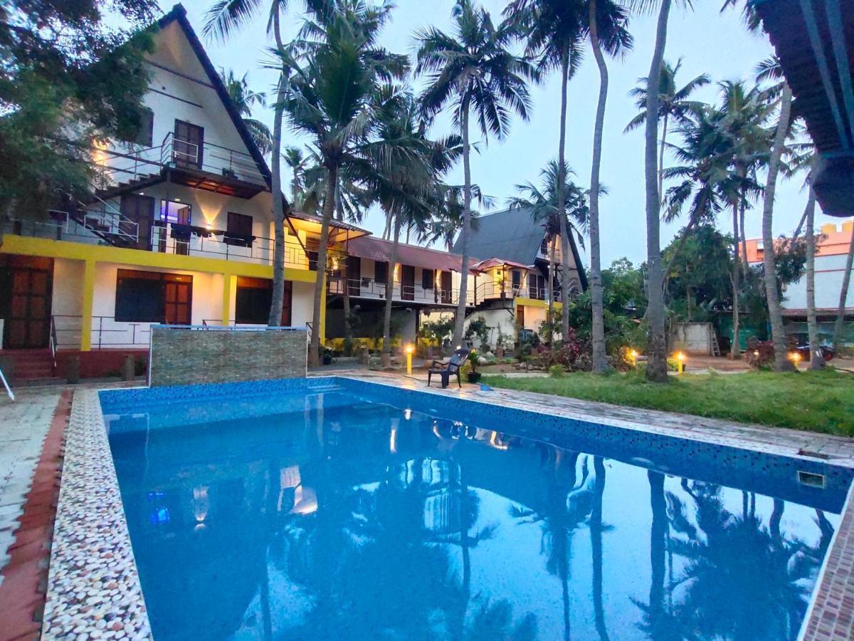 Pv Cottages - Serenity Beach Пудучеррі Екстер'єр фото