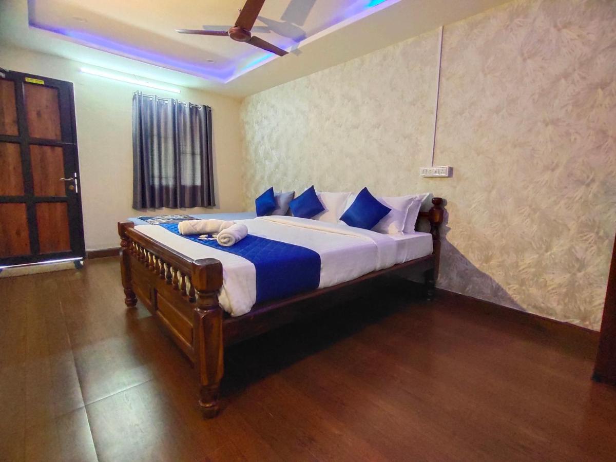 Pv Cottages - Serenity Beach Пудучеррі Екстер'єр фото