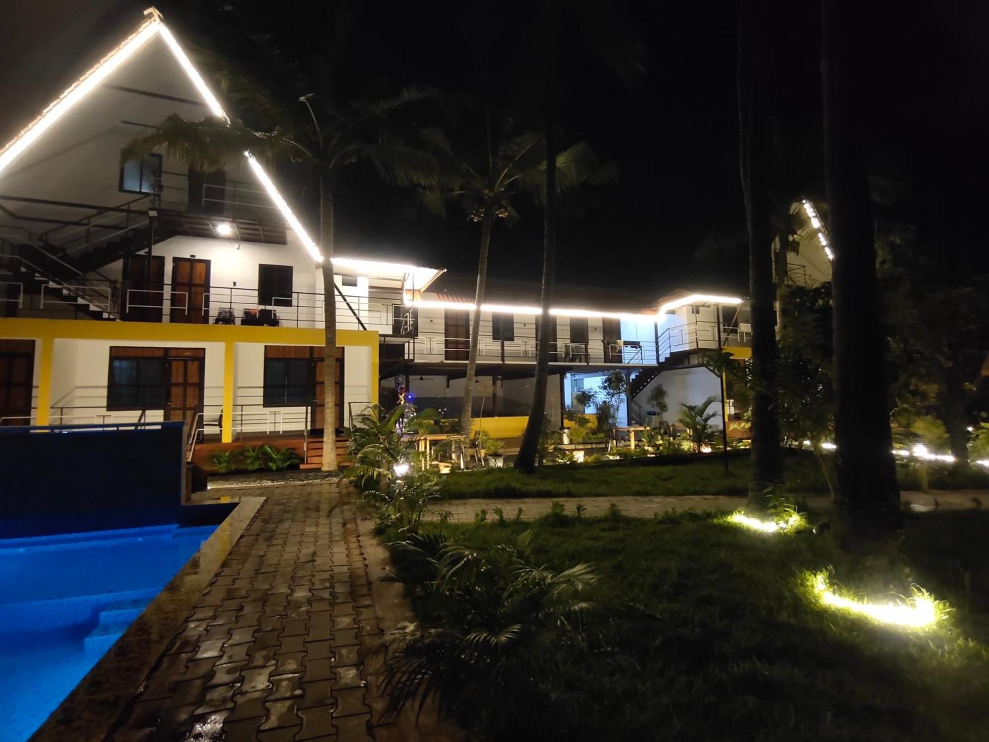 Pv Cottages - Serenity Beach Пудучеррі Екстер'єр фото