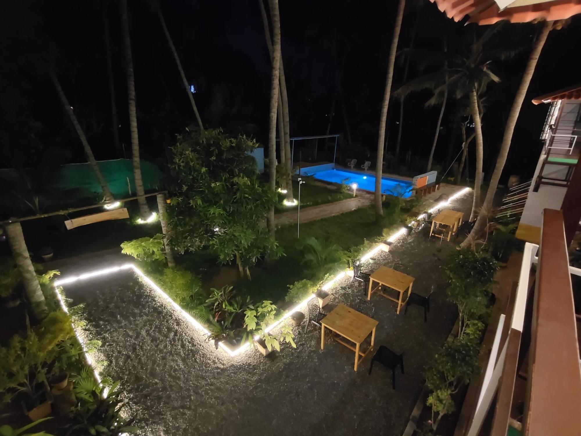 Pv Cottages - Serenity Beach Пудучеррі Екстер'єр фото